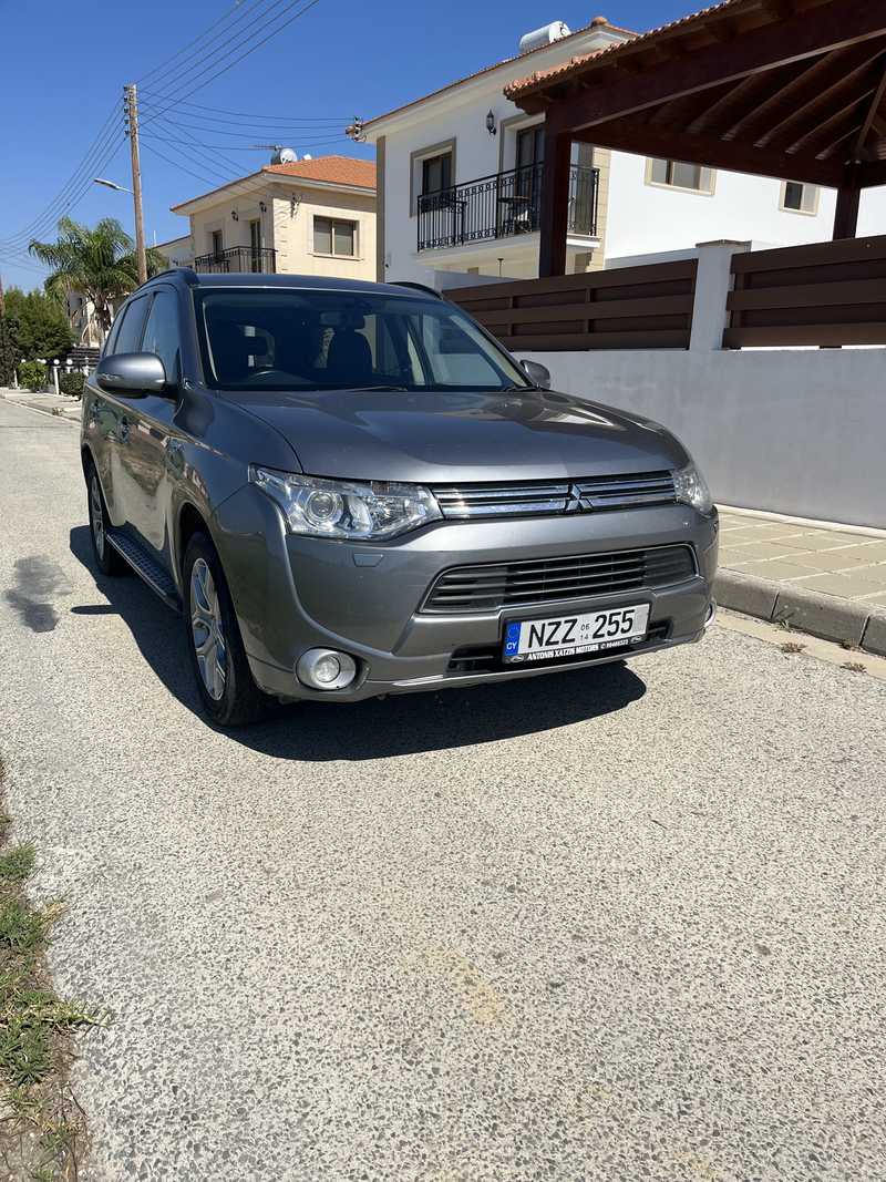Mitsubishi Outlander 2,0L 2014