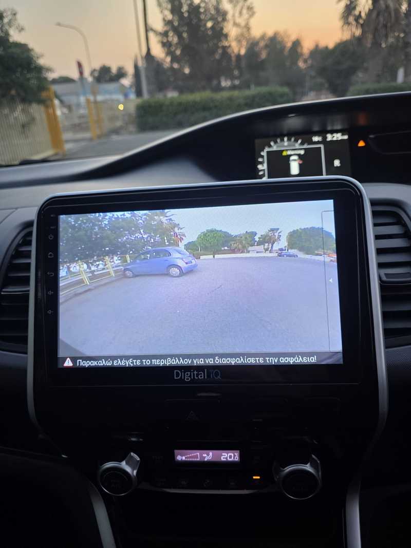 2018 Nissan Serena 2,0L 2018 Cyprus