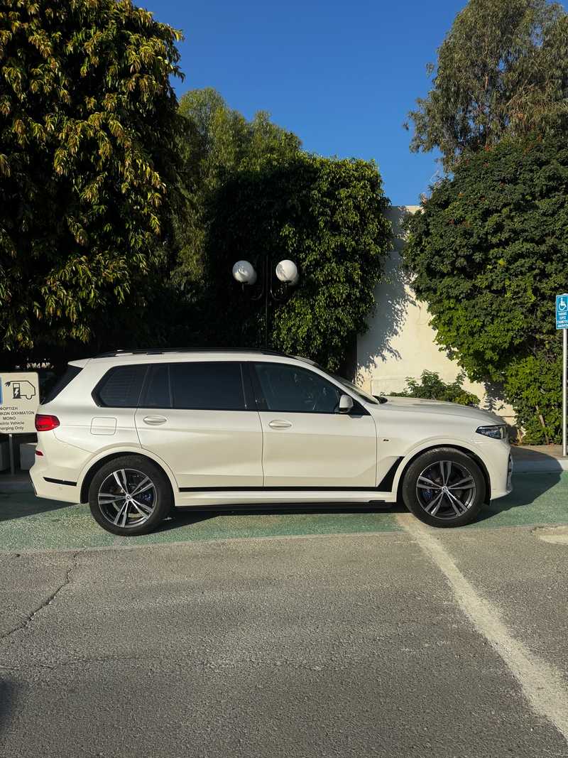 2022 BMW X7 3,0L 2022 Cyprus