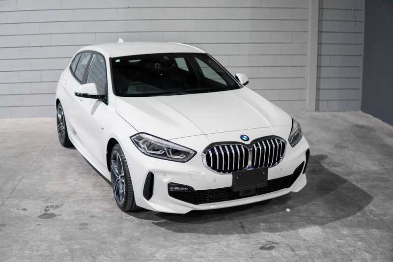2022 BMW 1-Series 2,0L 2022 Cyprus