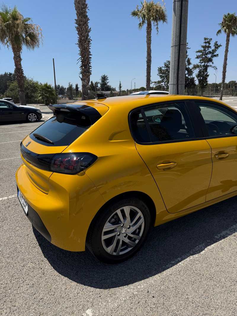 2020 Peugeot 208 1,2L 2020 Cyprus