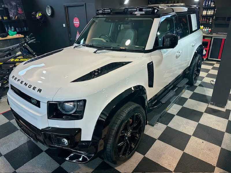 2023 Land Rover Defender 3,0L 2023 Cyprus