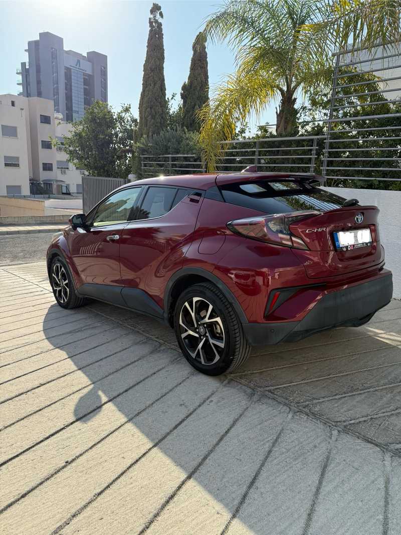 2017 Toyota C-HR 1,8L 2017 Cyprus