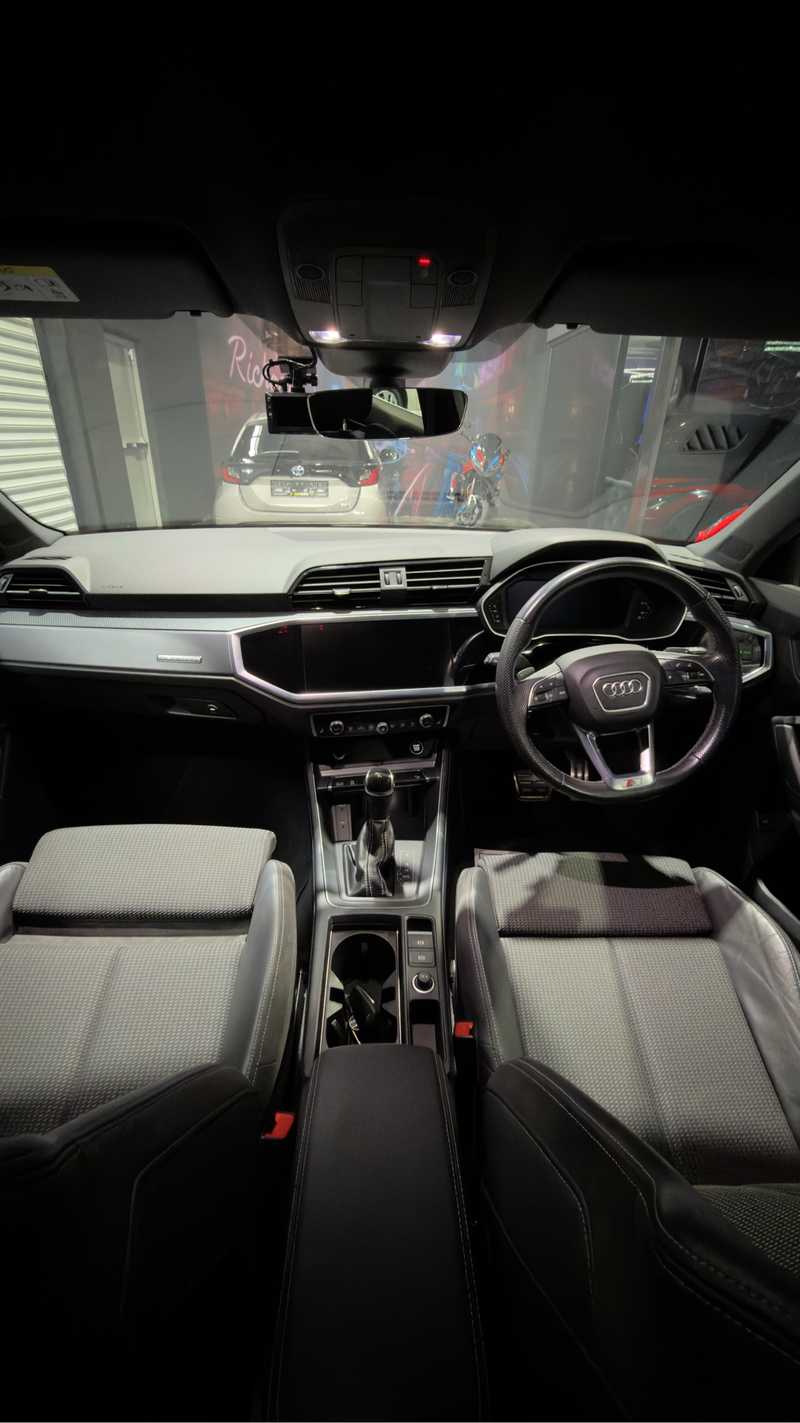 2021 Audi Q3 2,0L 2021 Cyprus