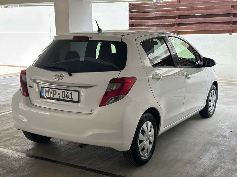 2014 Toyota Vitz 1,3L 2014 Cyprus