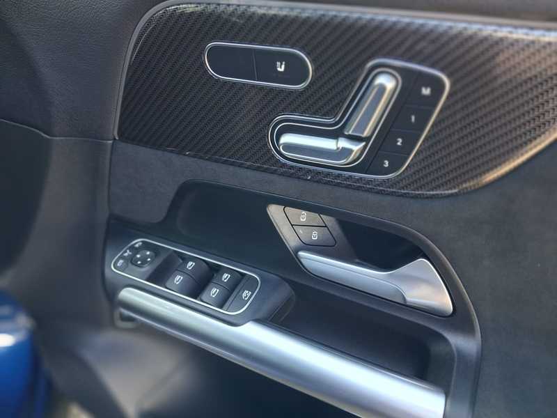 2025 Mercedes-Benz GLA-Class 2,0L 2025 Cyprus