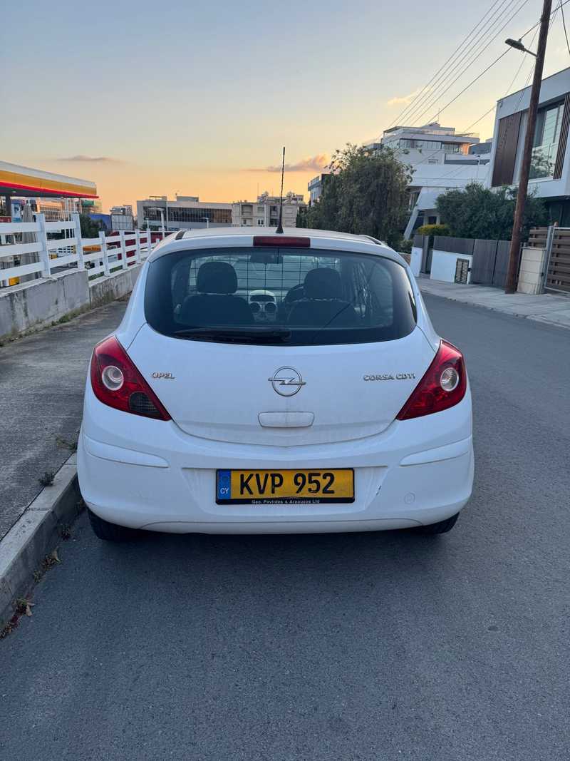 2009 Opel, Vauxhall Corsa 1,3L 2009 Cyprus