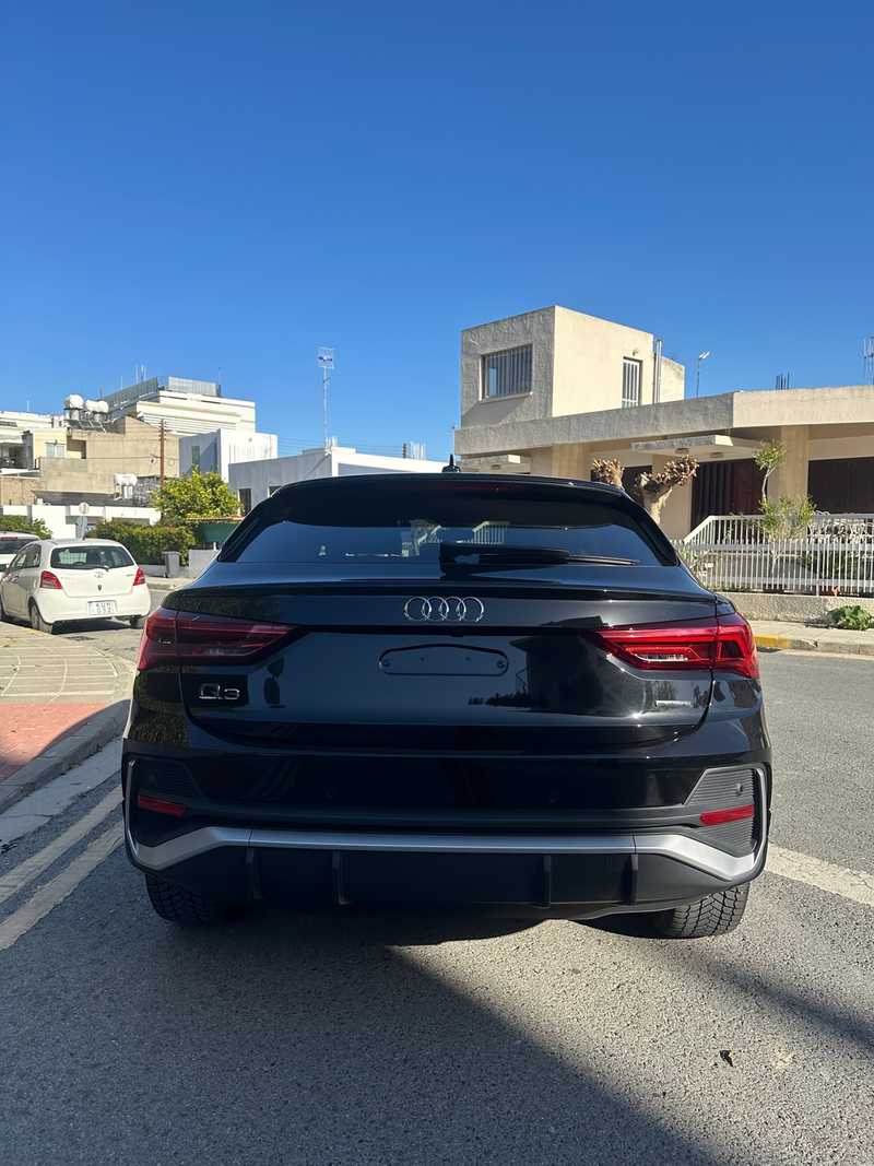 2021 Audi Q3 2,0L 2021 Cyprus