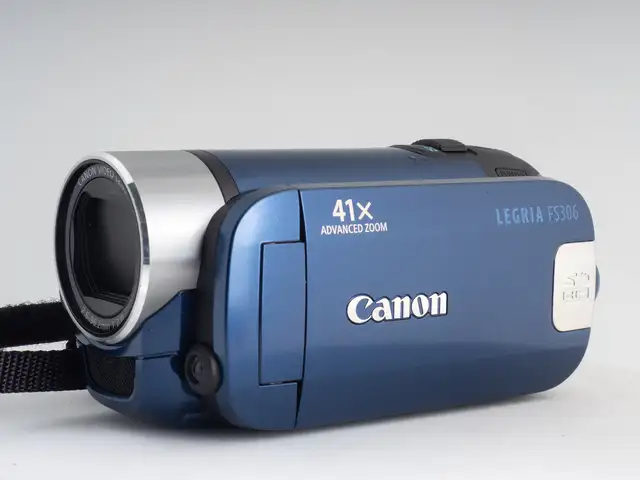 Canon legria fs306 camcorder - 37x optical zoom - 16gb sd card - new battery, Επαρχία Λευκωσίας — Δάλι - Παναγ Ευαγγελίτρια