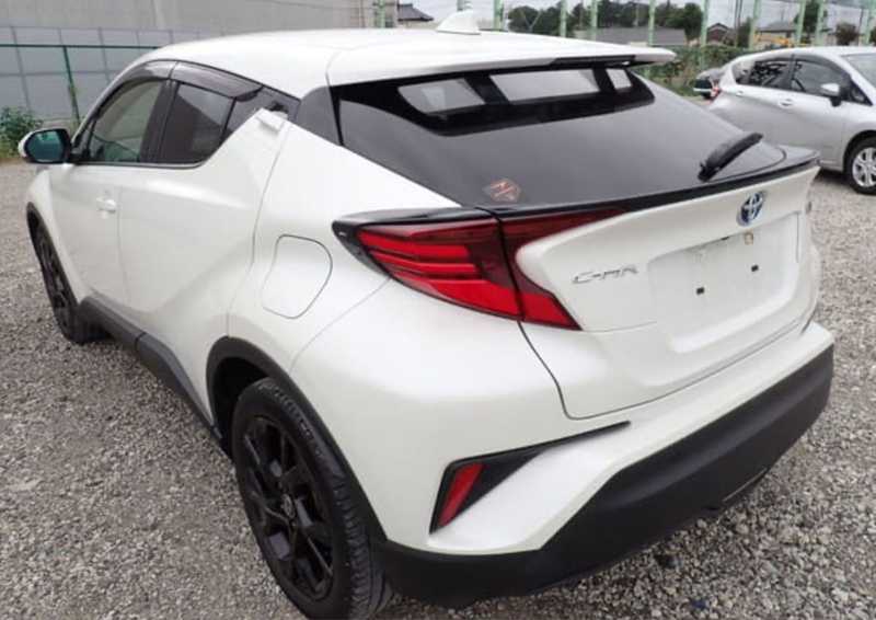 2022 Toyota C-HR 1,8L 2022 Cyprus