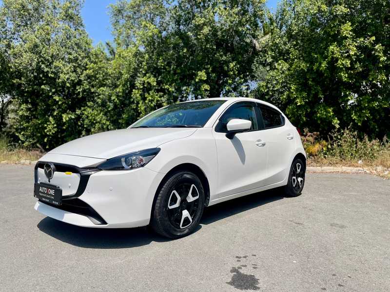 Mazda 2 1,5L 2024