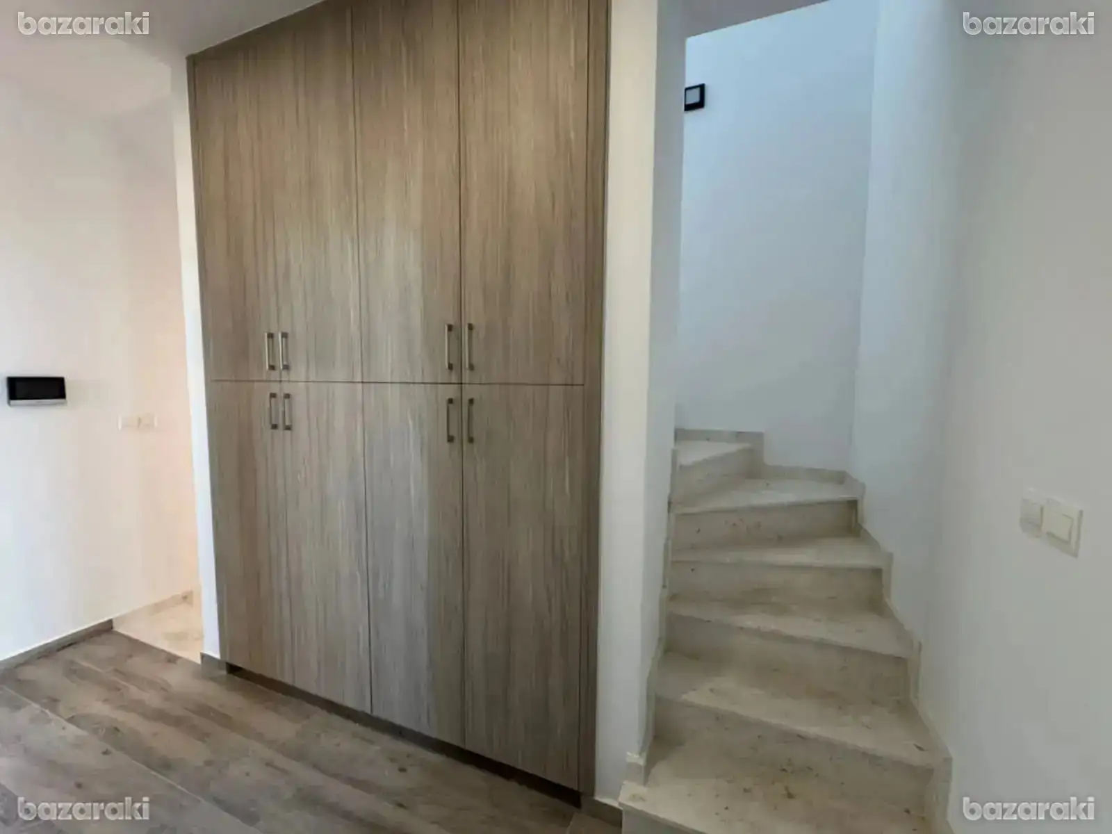 House, 6 bedrooms — 9