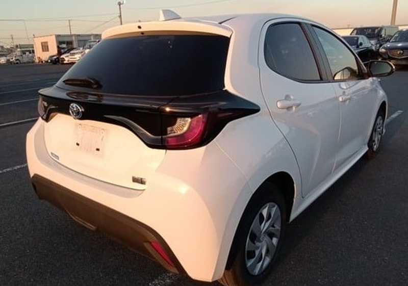 2022 Toyota Yaris 1,5L 2022 Cyprus