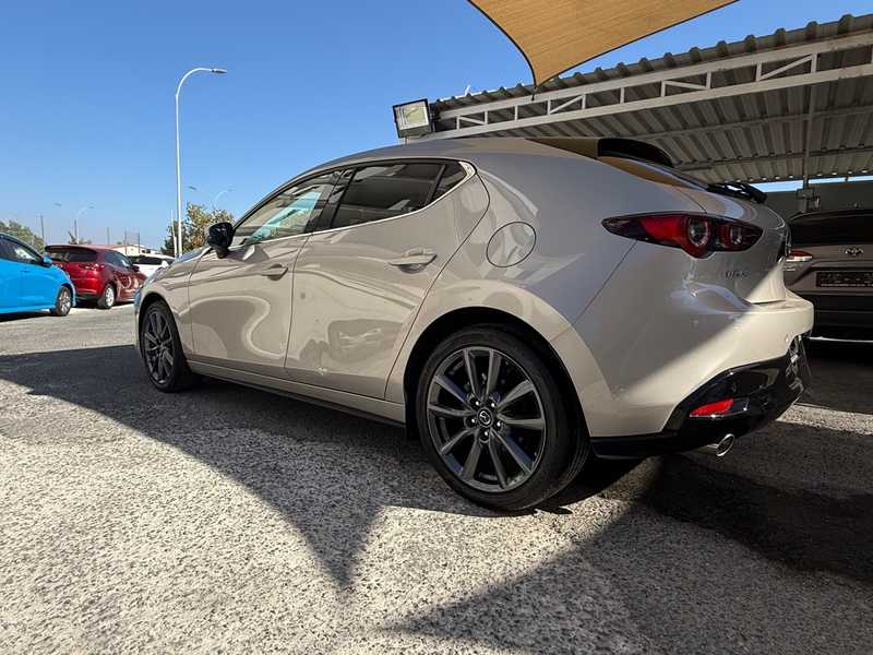 2023 Mazda 3 2,0L 2023 Cyprus