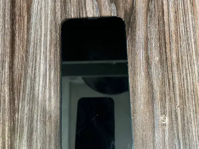 Iphone 13, Limassol — Ypsonas