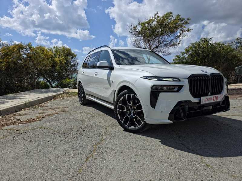 2024 BMW X7 3,0L 2024 Cyprus