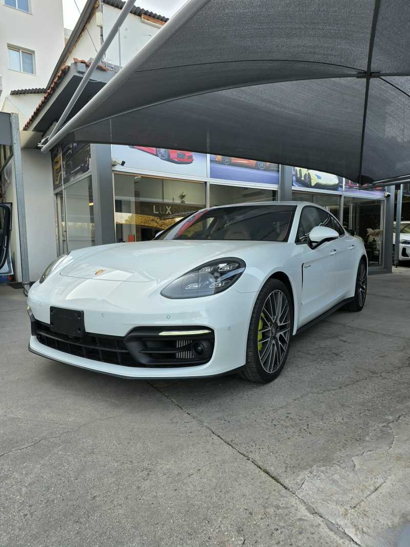 2022 Porsche Panamera 3,0L 2022 Cyprus