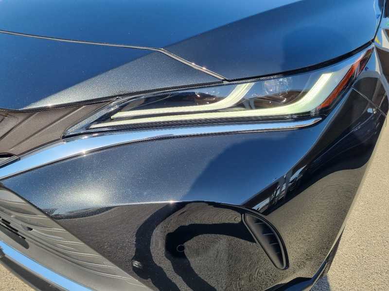 2022 Toyota Harrier 2,5L 2022 Cyprus