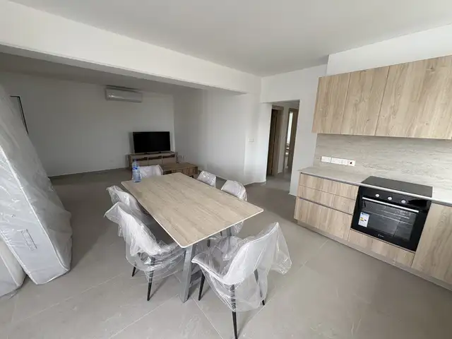 3-bedroom penthouse to rent, Επαρχία Λευκωσίας — 'Έγκωμη