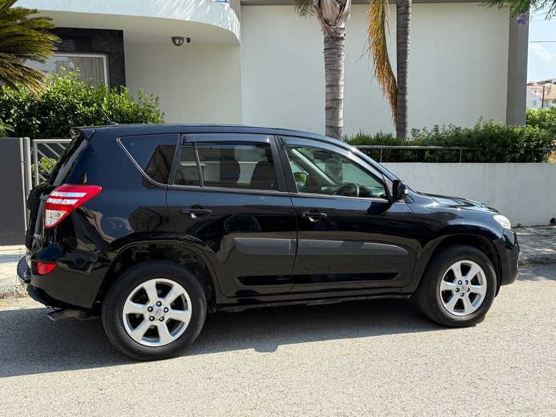 2011 Toyota RAV4 2,2L 2011 Cyprus