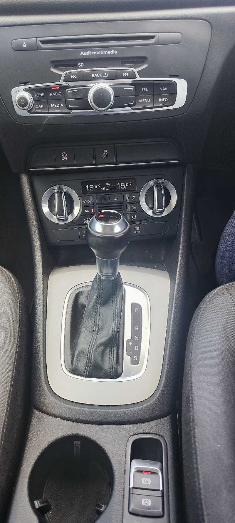 2012 Audi Q3 2,0L 2012 Cyprus