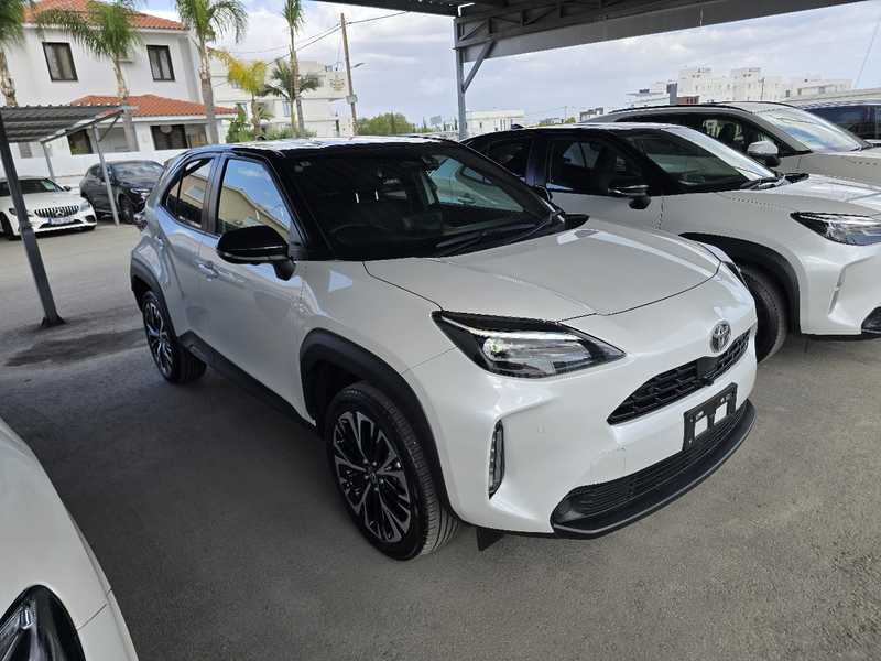 Toyota Yaris Cross 1,5L 2025
