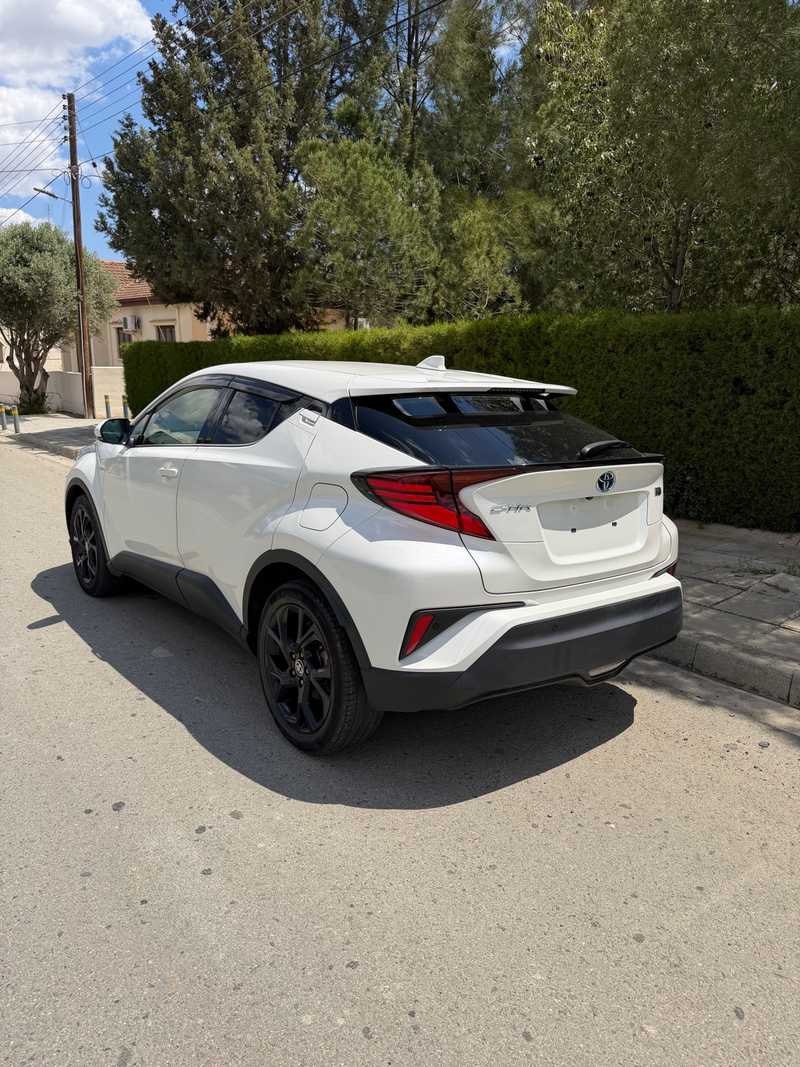 2022 Toyota C-HR 1,8L 2022 Cyprus