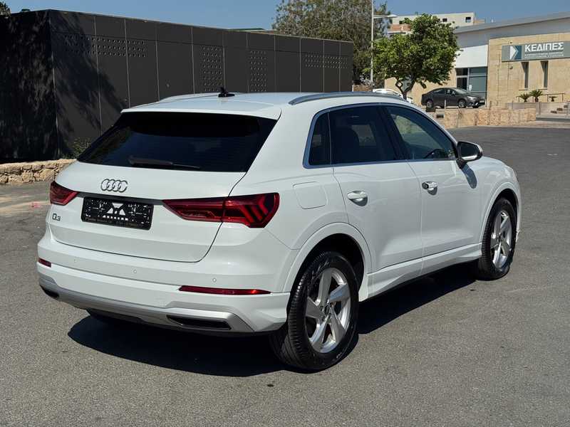 2022 Audi Q3 1,5L 2022 Cyprus