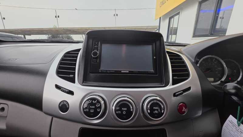 2013 Mitsubishi L200 2,5L 2013 Cyprus