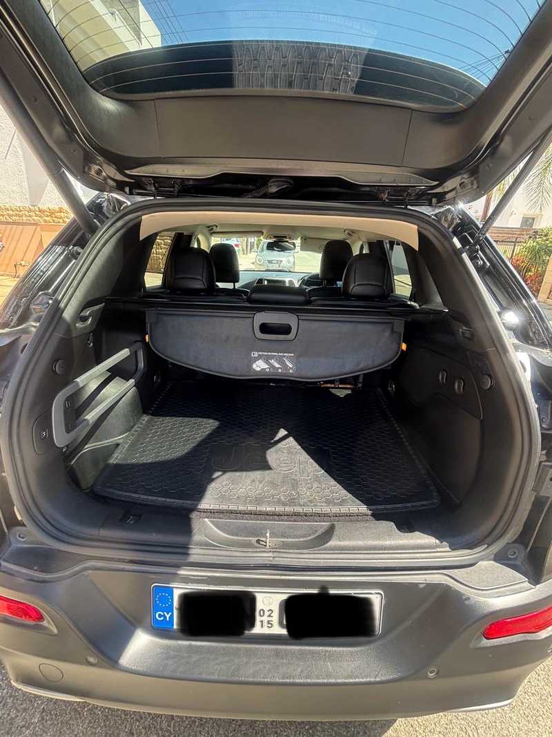 2015 Jeep Cherokee 2,0L 2015 Cyprus