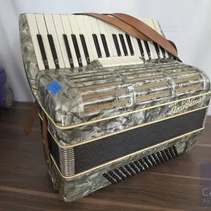Grandiosa vintage german 80-bass piano accordion, Limassol — Ypsonas