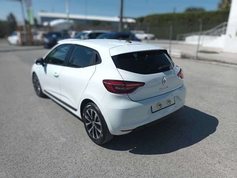 2022 Renault Clio 1,0L 2022 Cyprus