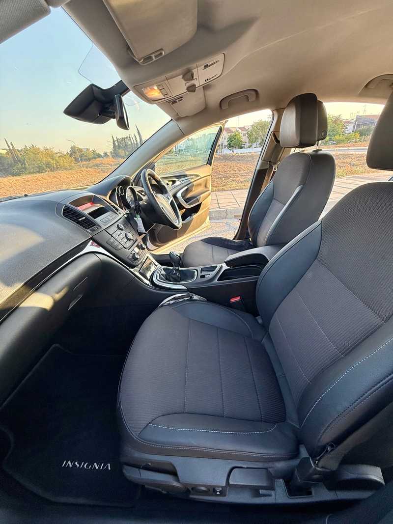 2010 Opel, Vauxhall Insignia 1,6L 2010 Cyprus