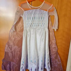 Elsa dress, Nicosia — Agioi Omologites