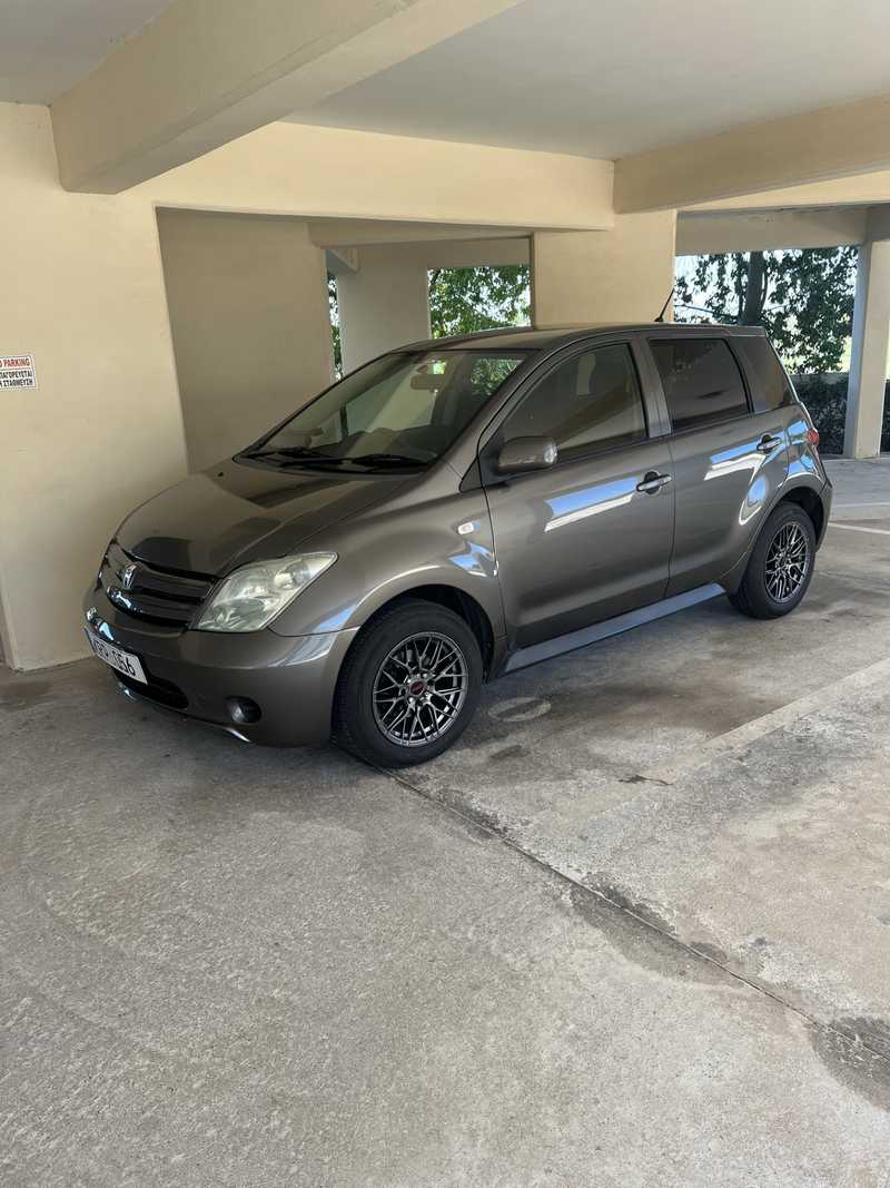 Toyota Ist 1,3L 2004