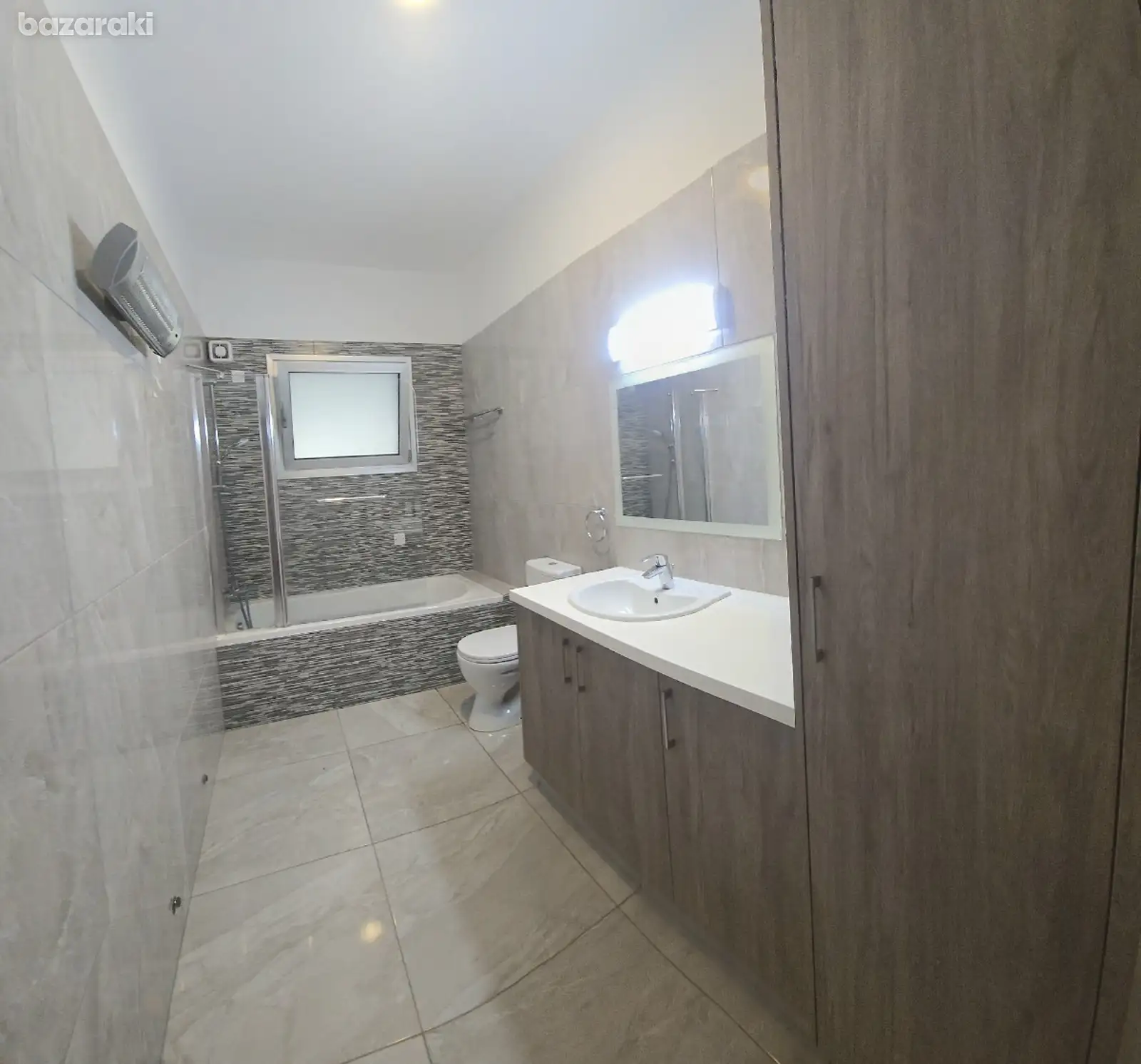 House, 4 bedrooms — 9