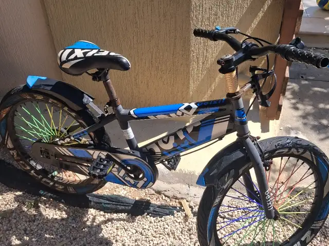 Blue/black bmx-style bike, Επαρχία Λεμεσού — Ασώματος Λεμεσού