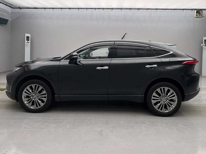 2023 Toyota Harrier 2,5L 2023 Cyprus
