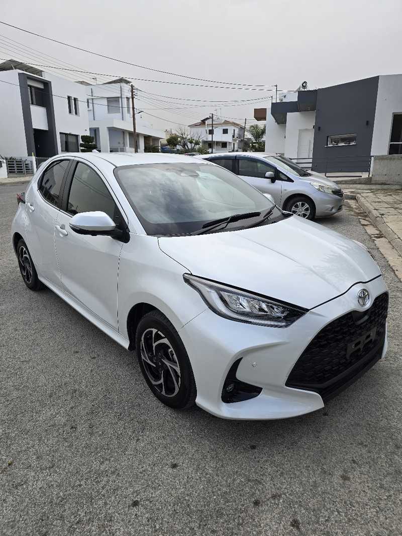 2025 Toyota Yaris 1,5L 2025 Cyprus