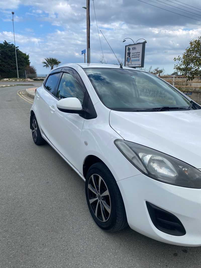 Mazda Demio 1,3L 2014
