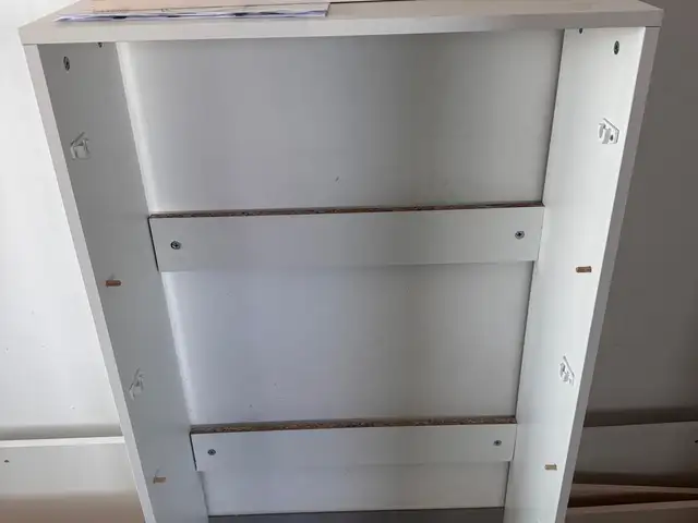 New shoe cabinet, Επαρχία Λεμεσού — Λεμεσός - Μέσα Γειτονιά