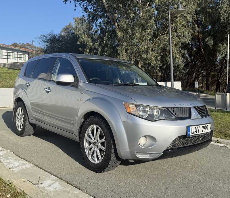 Mitsubishi Outlander 2,0L 2008