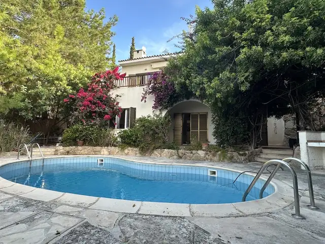 5-bedroom detached house to rent, Paphos — Tala