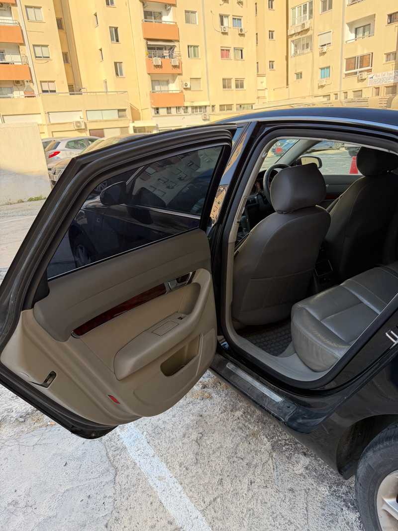 2010 Audi A6 2,0L 2010 Cyprus