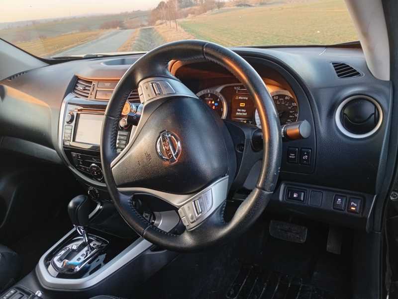 2017 Nissan Navara 2,3L 2017 Cyprus