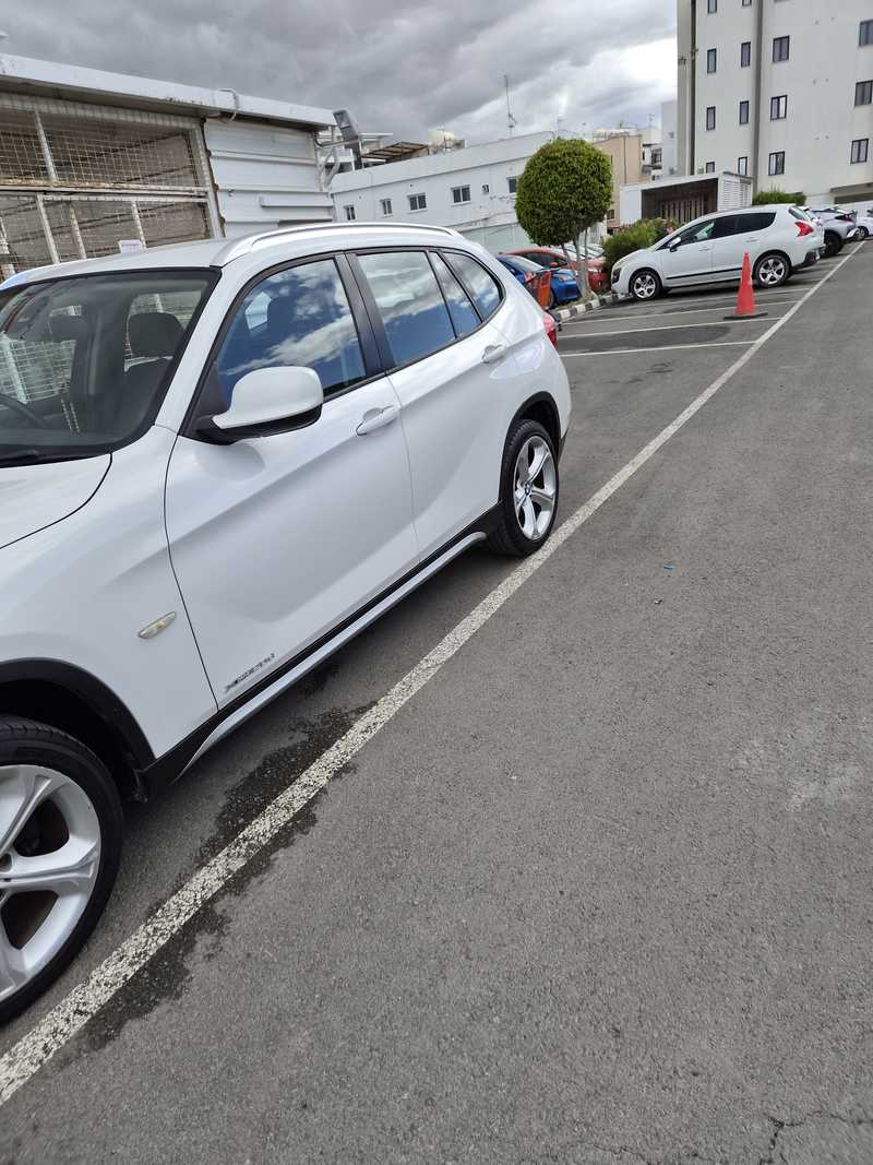 2011 BMW X1 2,0L 2011 Cyprus
