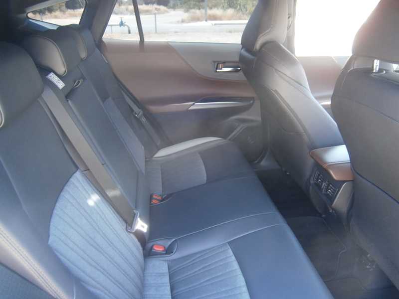 2025 Toyota Harrier 2,5L 2025 Cyprus