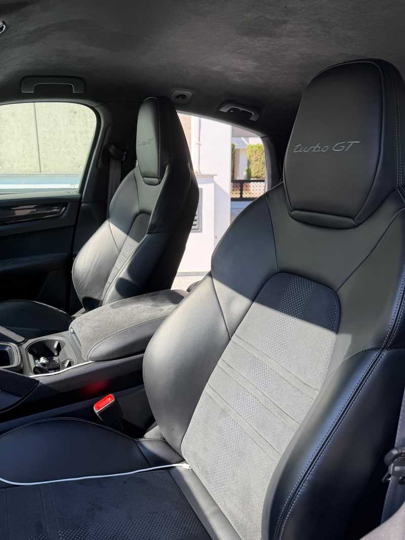2022 Porsche Cayenne 4,0L 2022 Cyprus