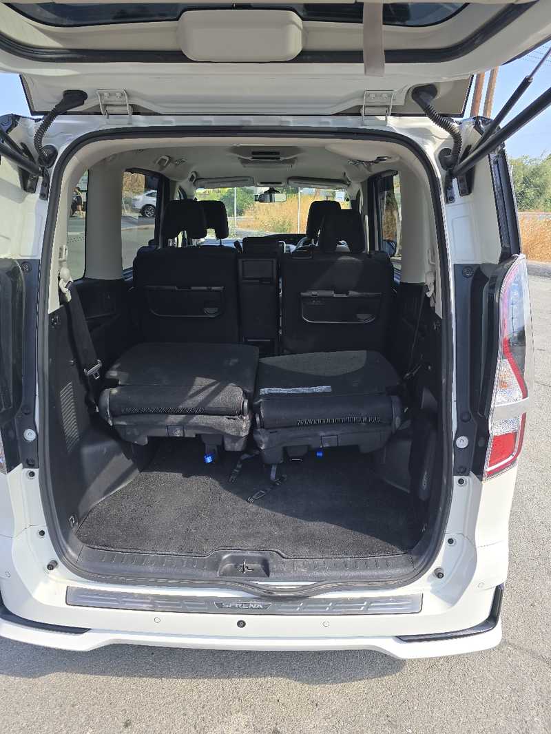 2021 Nissan Serena 2,0L 2021 Cyprus