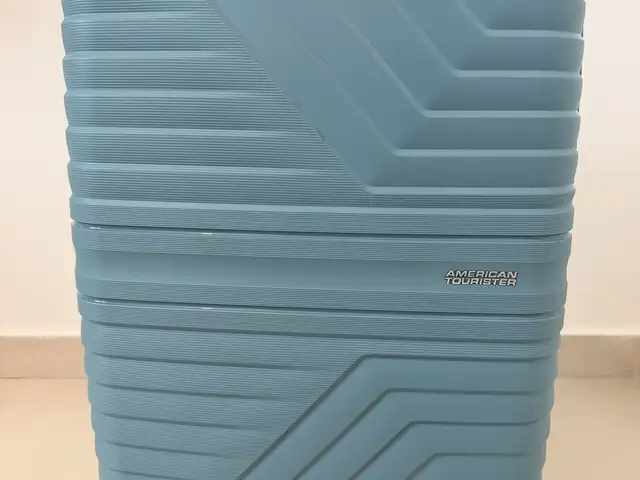 American tourister flytwist cabin 55 luggage, Επαρχία Λεμεσού — Λεμεσός - Ζακάκι